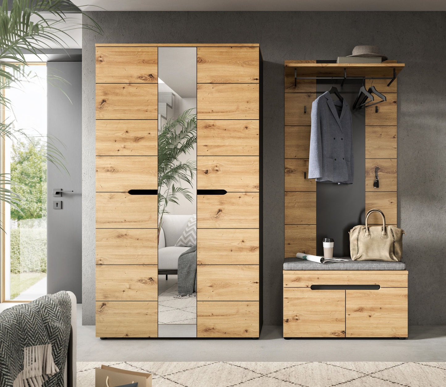 Garderoben-Set für den Flur: Holzschrank mit Spiegelstreifen und Sitzbank mit Ablage, Jacken aufgehängt