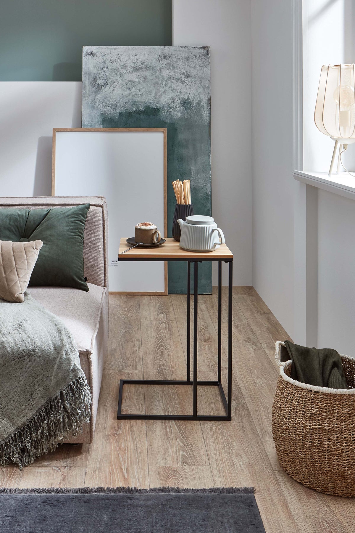 Homes & Jones Beistelltisch mit Tischplatte & schwarzem Metallgestell