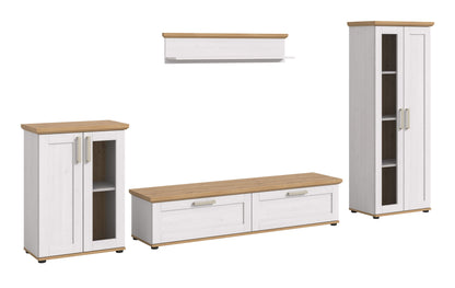 Wohnwandset: TV-Lowboard, zwei Schränke und zwei Wandregale, weiß mit Holzplatten.