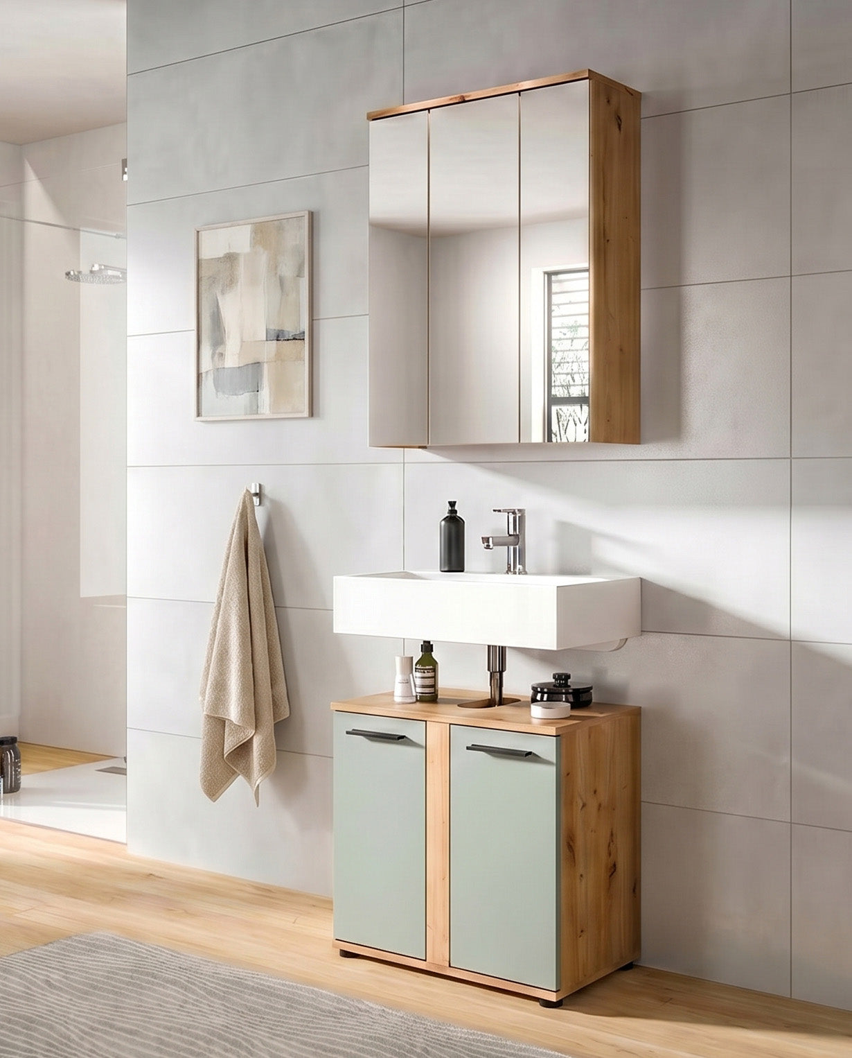 Badezimmerset mit Spiegelschrank und Unterschrank, Holzoptik und hellgrünen Fronten