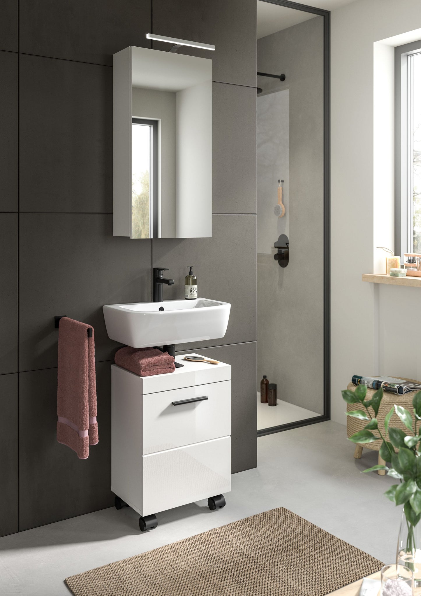 Ensemble de salle de bain avec éclairage NOVA (L/H/P : env. 40/191/30 cm) en blanc/blanc brillant