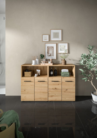 Badmöbelset von Homes & Jones mit Holzfront und offenen Fächern, unten dunkelgraue Türen