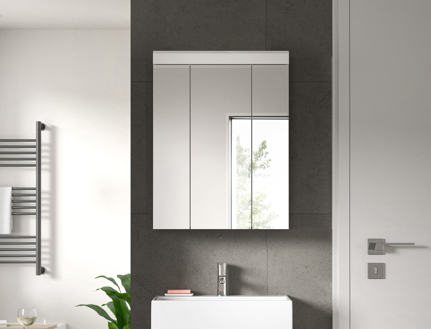Badspiegelschrank über Waschbecken, 3 Spiegeltüren mit schmalen Korpusrahmen
