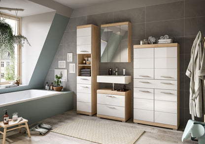 Badezimmerschrank-Set mit weißem, hochglänzendem Hochschrank und offenen Fächern