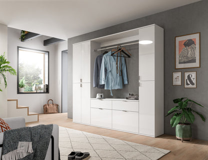 Weißer Garderobenschrank mit Spiegelbereich, Kleiderstange und unteren Schubfächern