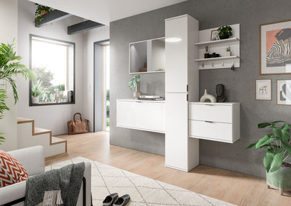 Garderobenset mit weißem Hochglanz-Schrank und Spiegel, mit Schubfächern und Hakenleiste