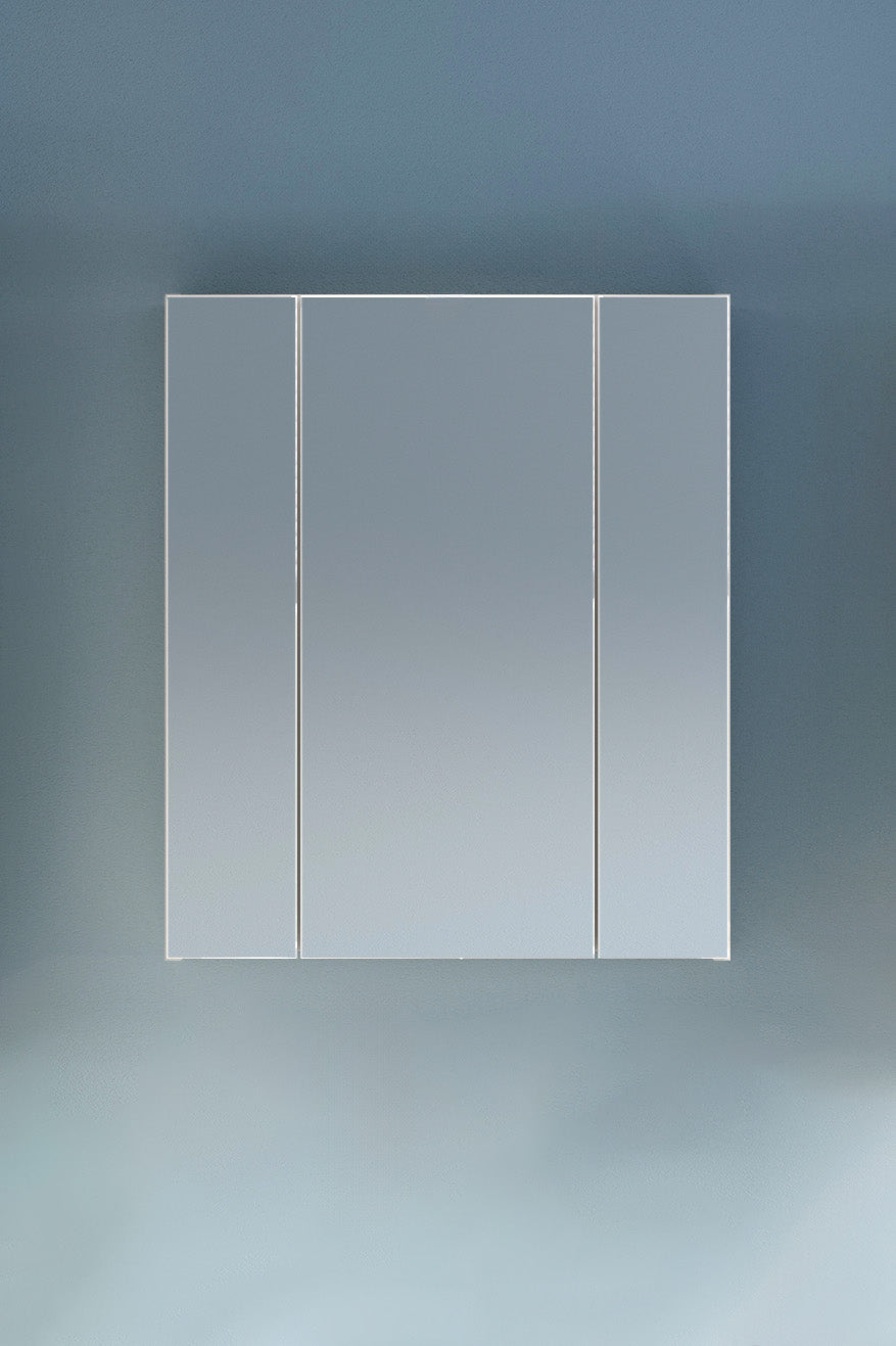 Badspiegelschrank mit drei Spiegeltüren, silberfarbenes Spiegelglas, quadratischer Frontansicht