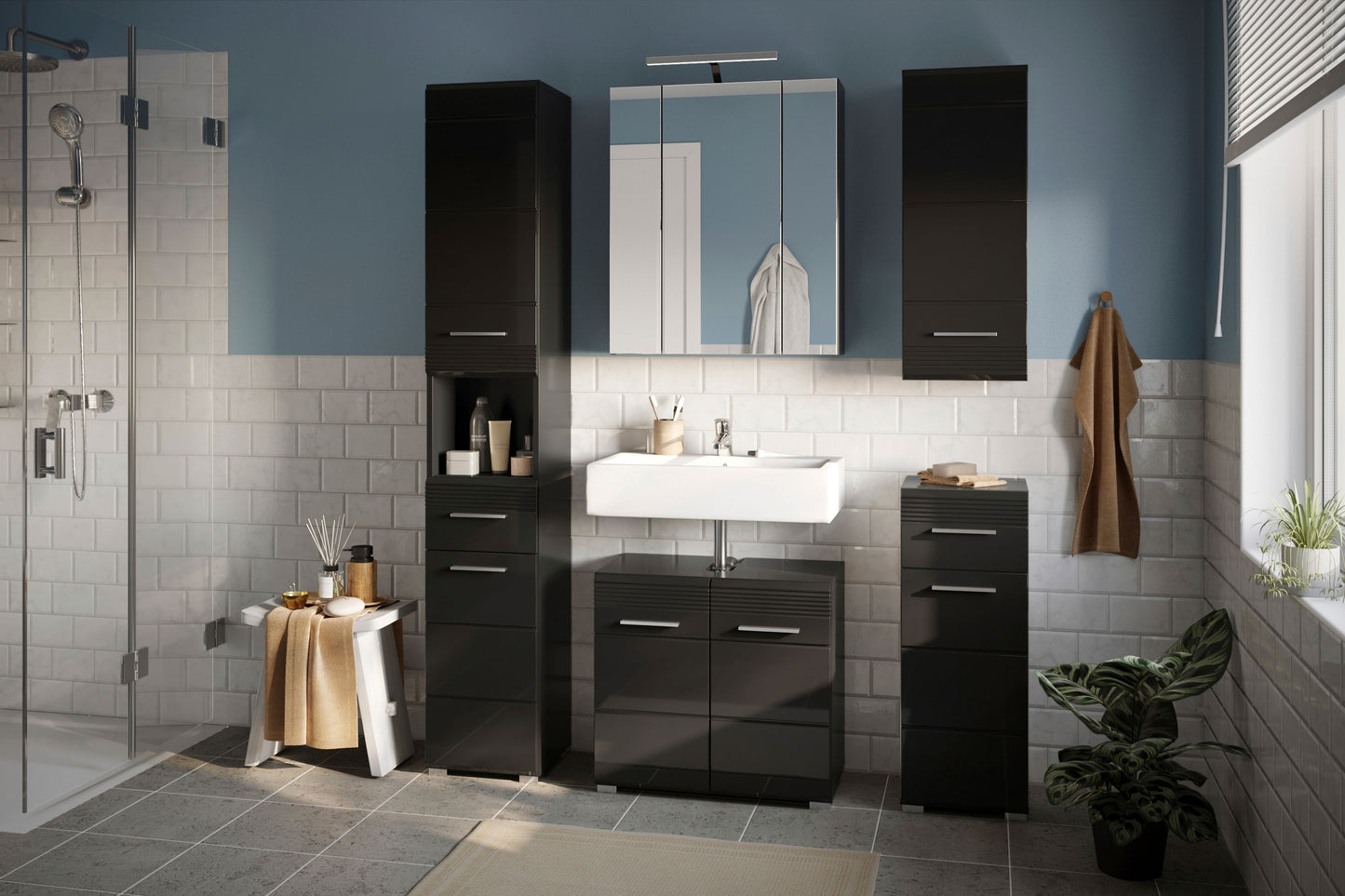 Schwarzes Badezimmer-Badmöbel mit Badkommode, Waschtisch und Spiegelschrank