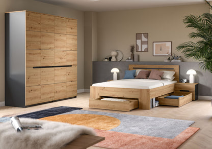 Homes & Jones Schlafzimmer-Set im Schlafzimmer: Bett mit Ablage, Schrank und zwei Nachtkommoden