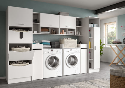 Waschmaschinenschrank-Set mit Regalfächern und Türen, integriert mit Platz für zwei Waschmaschinen.