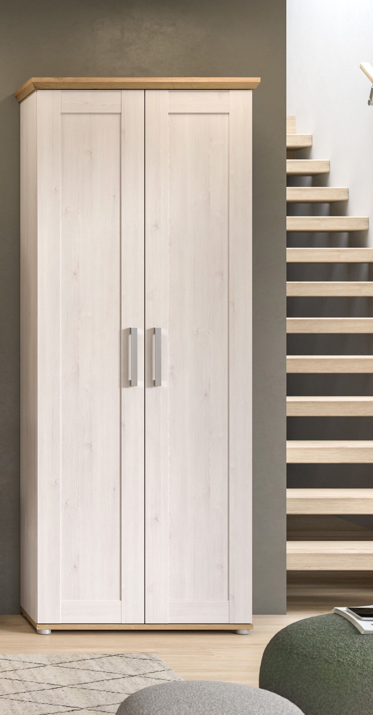 Homes & Jones Garderobenhochschrank im Landhaustil mit zwei Türen und Griffen