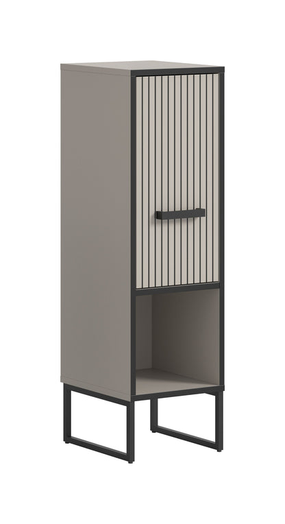 Schmaler Badezimmerschrank mit offener Ablage und geriffelter Front, Griff