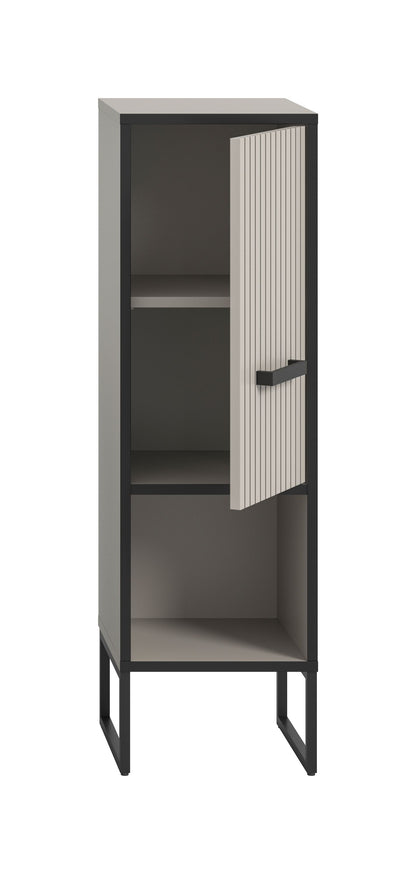 Schmaler Badezimmerschrank mit offener Ablage, gerillte Frontplatte mit Griff