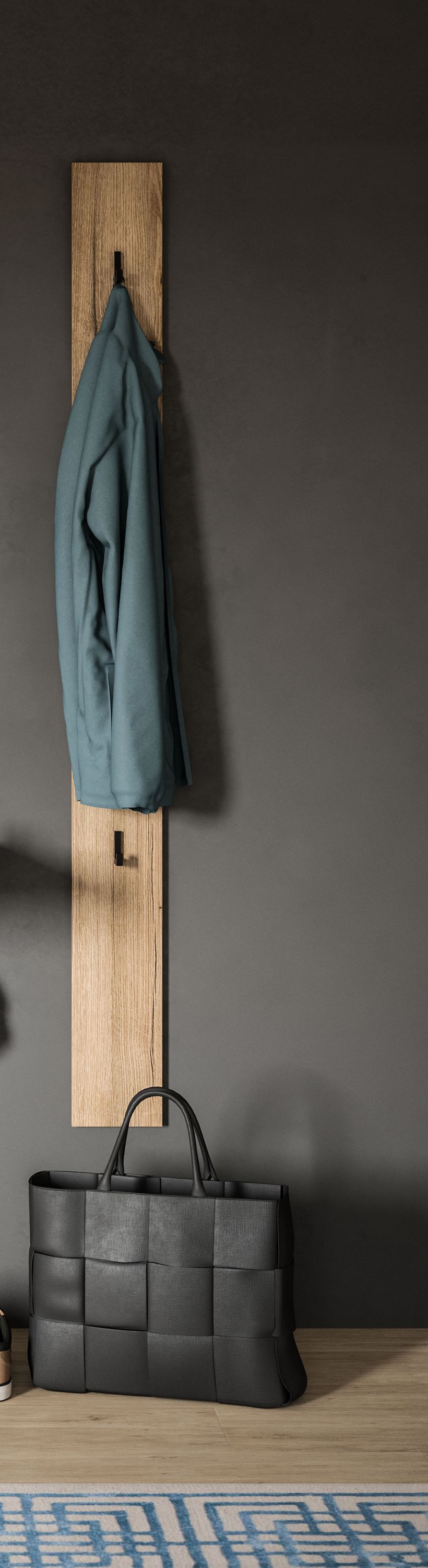 Holz-Garderobenpaneel mit vier schwarzen Haken, Jacke und Tasche hängen daran