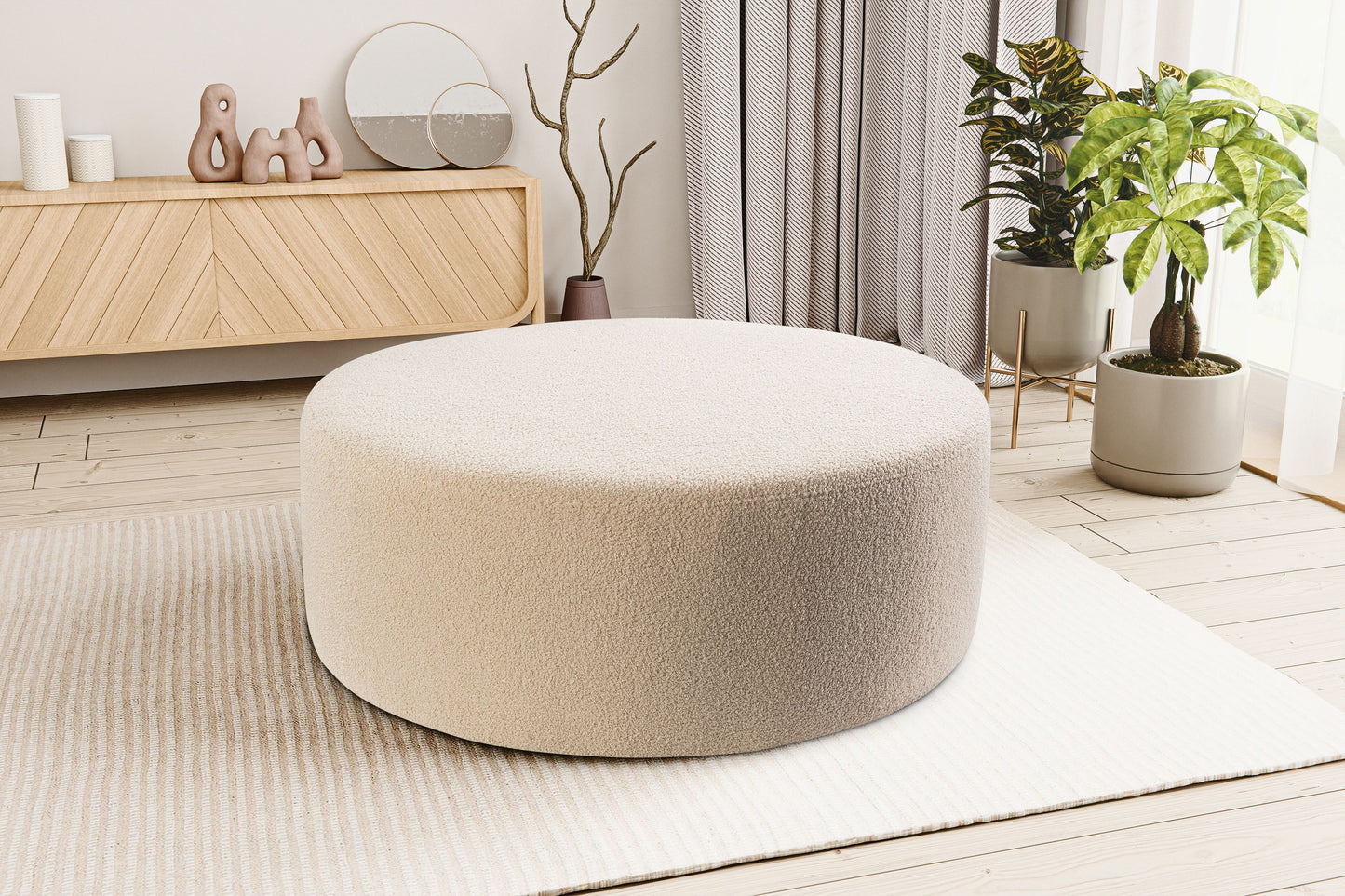 Runder Cord-Hocker mit weicher Polsterung, beige, seitlicher Blick auf den Zylinder