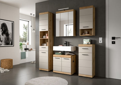 Badezimmerset mit Spiegelschrank und Waschtischunterschrank, zwei Schubfächer und Türen